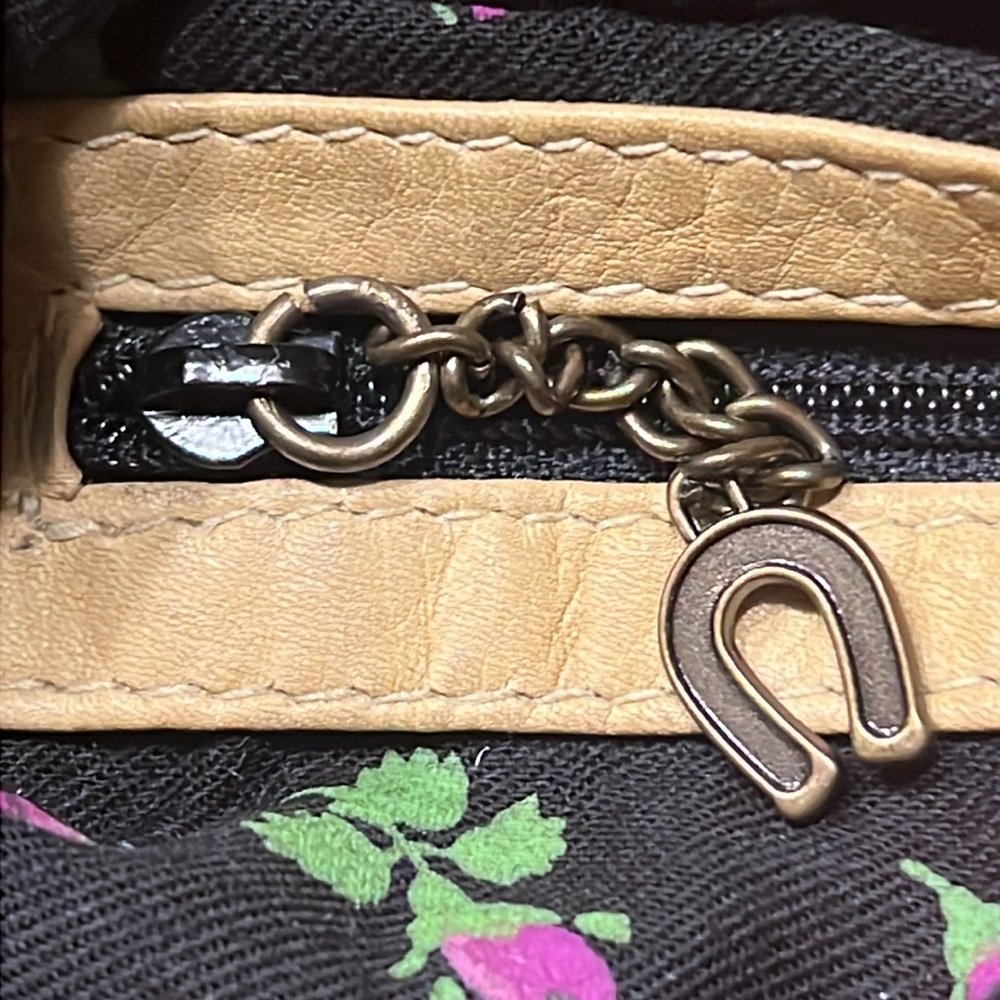 BETSEY JOHNSON Baroque Betsey Collection - Picture 8 of 17